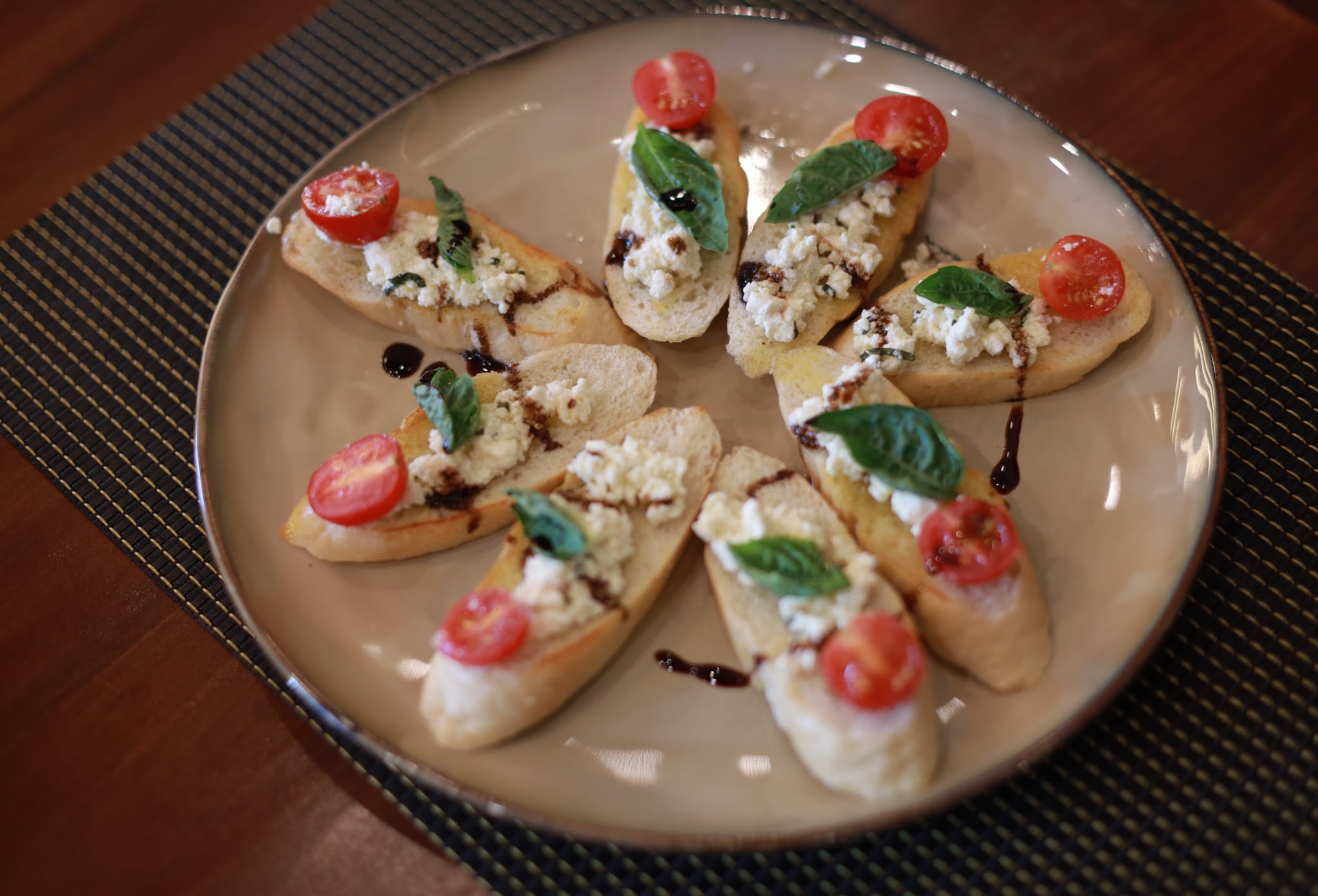 Feta bruschetta